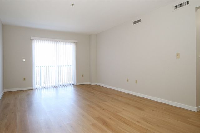 175 Cottage St. 501, Chelsea, MA 02150