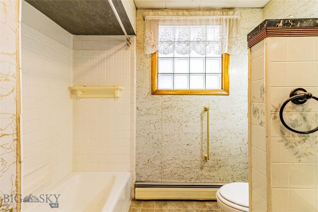 1044 S Wyoming Street, Butte, MT 59701