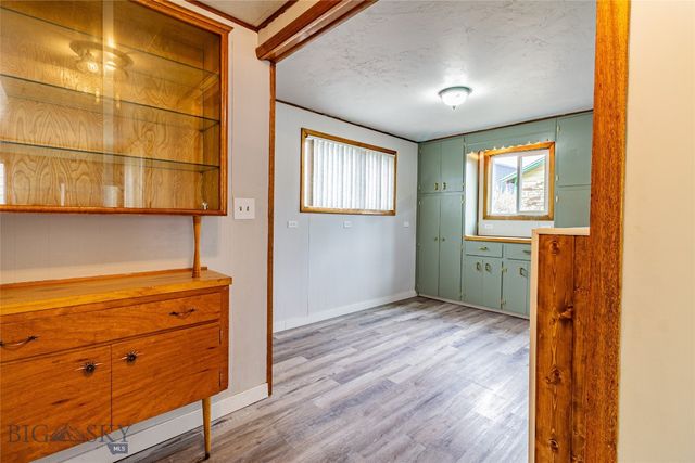 1044 S Wyoming Street, Butte, MT 59701