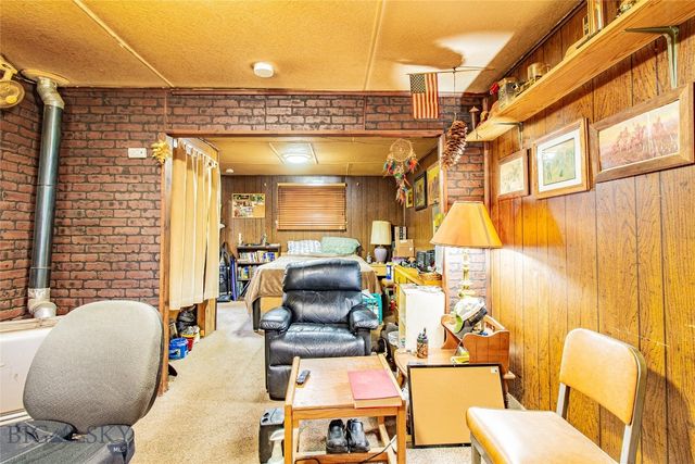 1044 S Wyoming Street, Butte, MT 59701