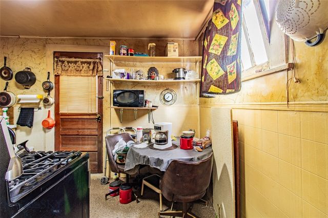 1044 S Wyoming Street, Butte, MT 59701