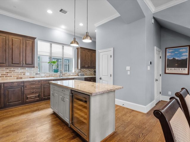 1616 Rosewood Street, Houston, TX 77004