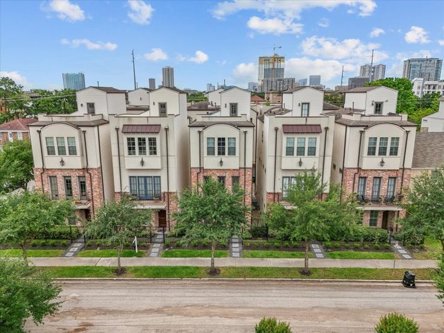 1616 Rosewood Street, Houston, TX 77004