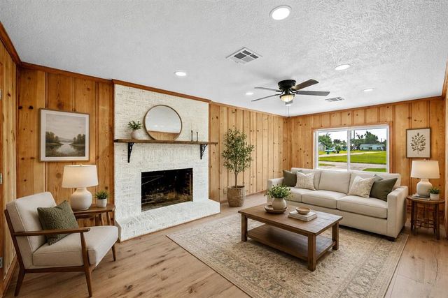 1221 Matilda St Street, Westlake, LA 70669