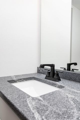 6719 66th Avenue S, Horace, ND 58047