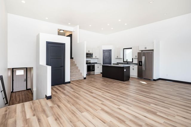 6719 66th Avenue S, Horace, ND 58047