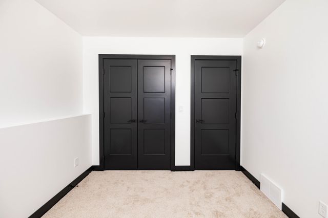 6719 66th Avenue S, Horace, ND 58047