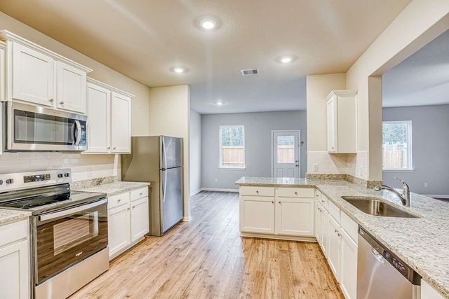 8212 Sunberry Shadow Drive, Houston, TX 77016