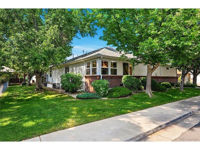 2206 S Iola St, Aurora, CO 80014