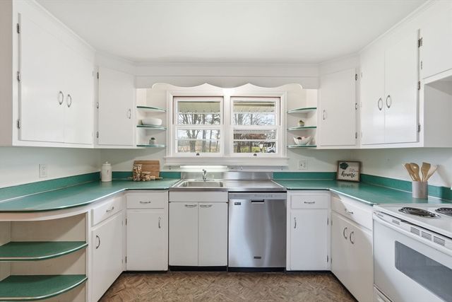 565 Williams Street, Pittsfield, MA 01201