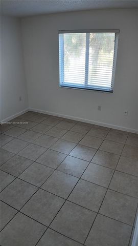 10900 SW 196th St 307, Cutler Bay, FL 33157