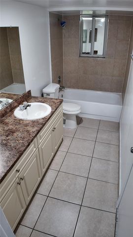 10900 SW 196th St 307, Cutler Bay, FL 33157