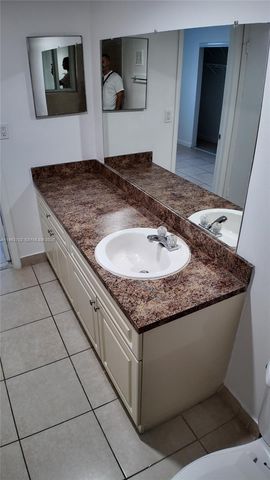 10900 SW 196th St 307, Cutler Bay, FL 33157