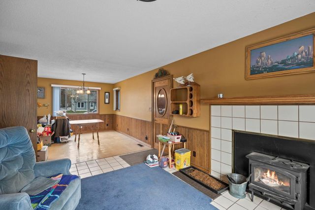 5510 James Avenue N, Brooklyn Center, MN 55430