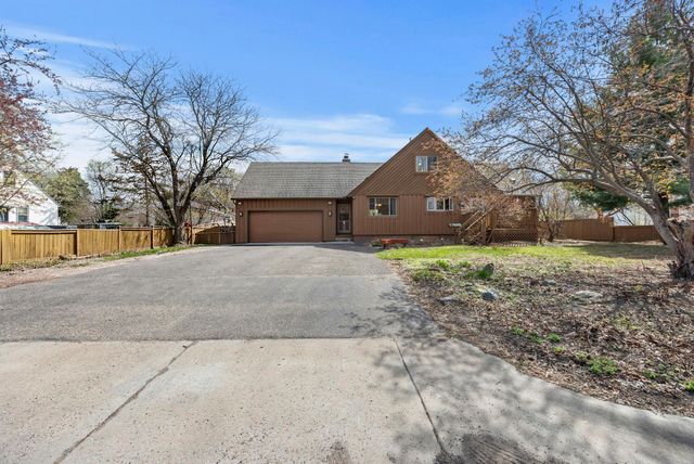 5510 James Avenue N, Brooklyn Center, MN 55430