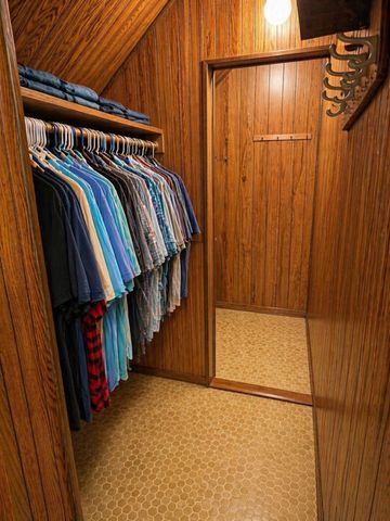 5510 James Avenue N, Brooklyn Center, MN 55430