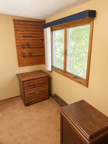 5510 James Avenue N, Brooklyn Center, MN 55430