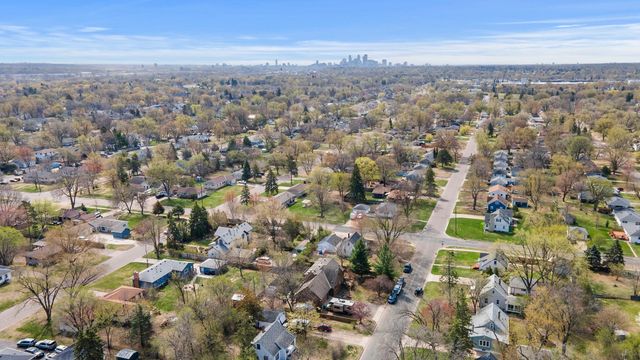 5510 James Avenue N, Brooklyn Center, MN 55430