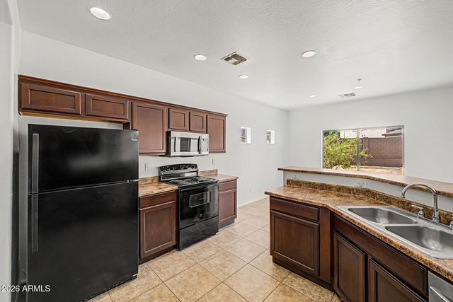 910 E HARRISON Drive, Avondale, AZ 85323