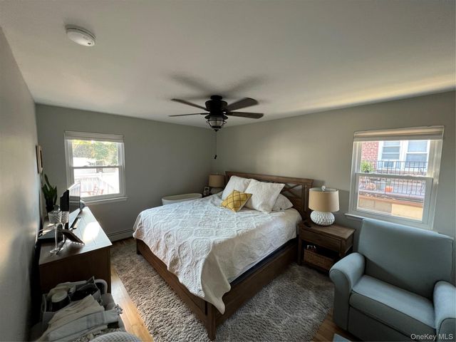 31 Roosevelt Place, Rockville Centre, NY 11570