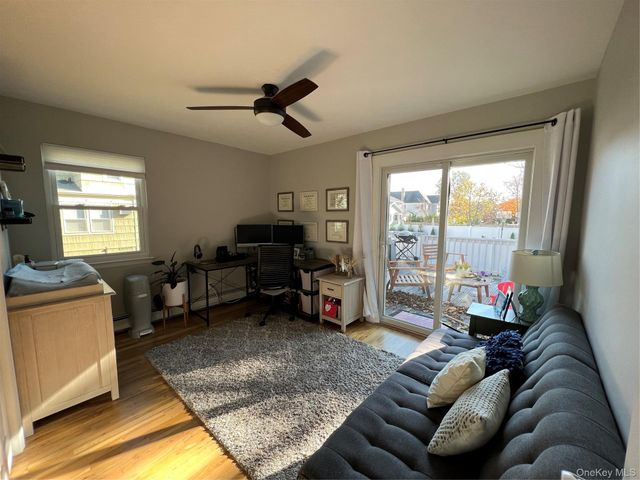 31 Roosevelt Place, Rockville Centre, NY 11570