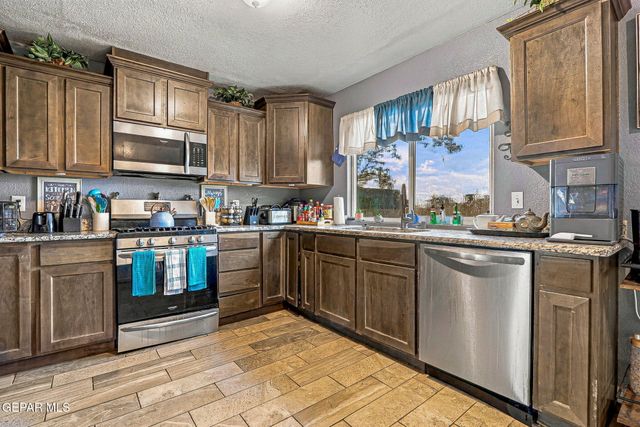 11416 FRED MARTI Lane, El Paso, TX 79936
