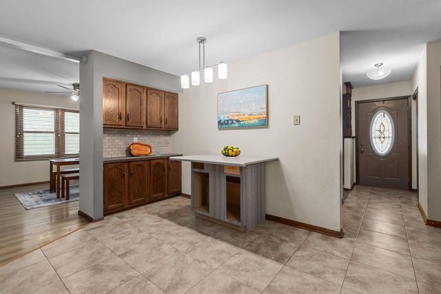 340 WESTBROOK DRIVE, Oshkosh, WI 54904