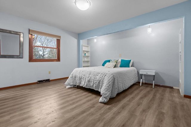 340 WESTBROOK DRIVE, Oshkosh, WI 54904