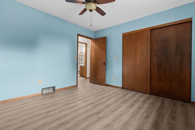 340 WESTBROOK DRIVE, Oshkosh, WI 54904