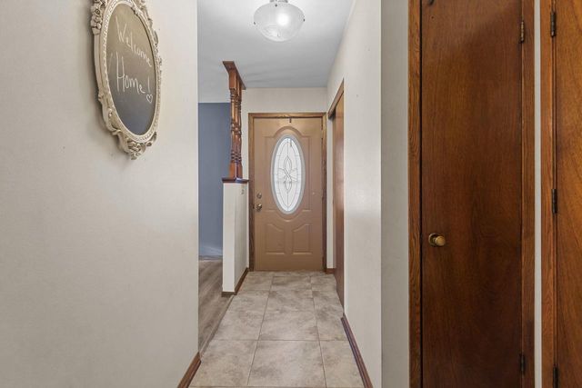 340 WESTBROOK DRIVE, Oshkosh, WI 54904