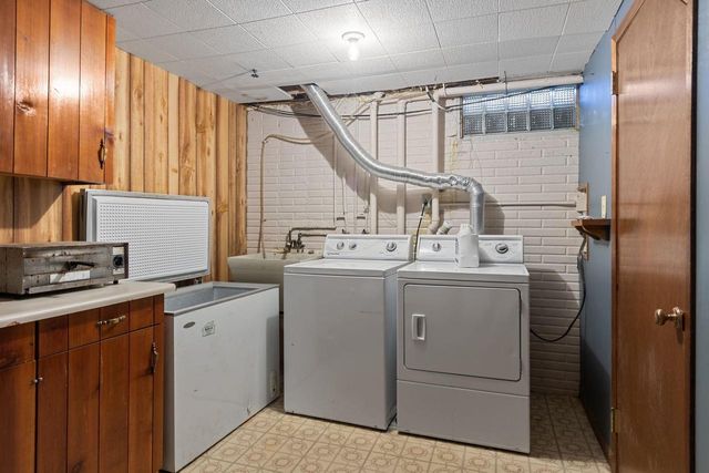 340 WESTBROOK DRIVE, Oshkosh, WI 54904