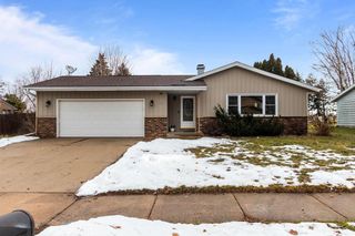 340 WESTBROOK DRIVE, Oshkosh, WI 54904
