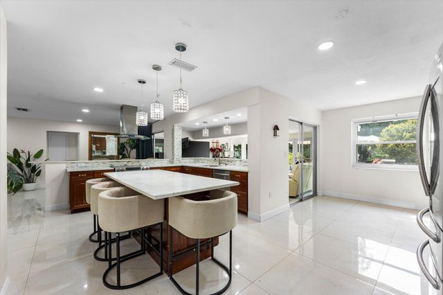 8951 SW 51st Place, Cooper City, FL 33328