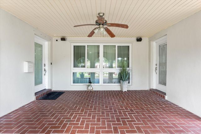 8951 SW 51st Place, Cooper City, FL 33328