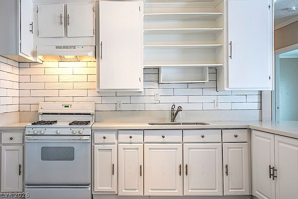 Image 5 of property listing at 911 North 1st Street, Las Vegas, NV 89101