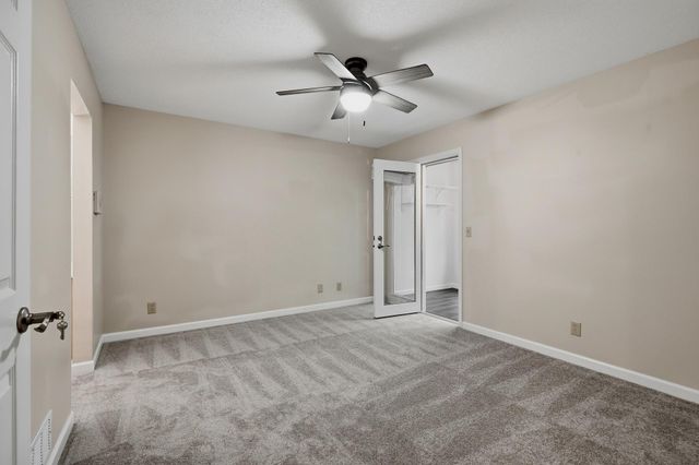 5523 Auto Club Road, Bloomington, MN 55437
