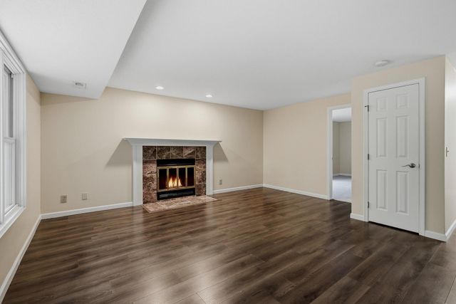 5523 Auto Club Road, Bloomington, MN 55437