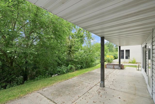 5523 Auto Club Road, Bloomington, MN 55437