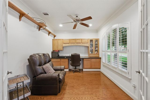 3602 Lindhaven Drive, Pearland, TX 77584