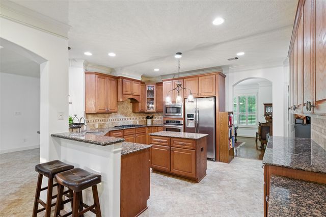 3602 Lindhaven Drive, Pearland, TX 77584