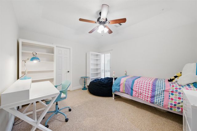 3602 Lindhaven Drive, Pearland, TX 77584