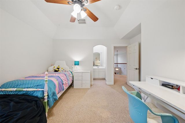 3602 Lindhaven Drive, Pearland, TX 77584