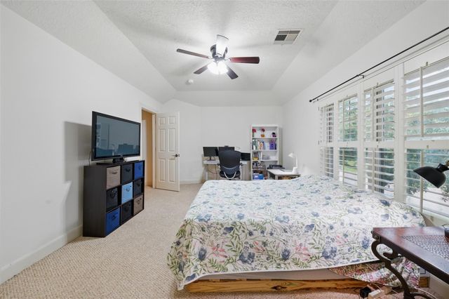 3602 Lindhaven Drive, Pearland, TX 77584