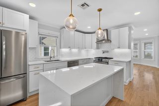 7-9 Rock Ave, Swampscott, MA 01907