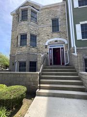 7918 Fredricksburg COURT #101, Bristol, WI 53104