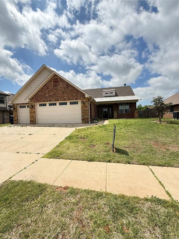 11424 NW 109th Street, Yukon, OK 73099