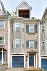 38 Johnson St 38, Worcester, MA 01604