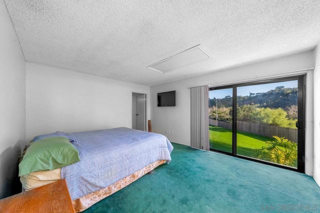 5114 Bloch St, San Diego, CA 92122