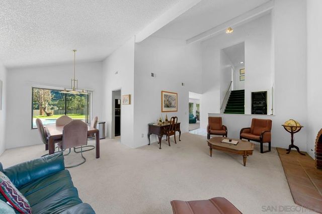 5114 Bloch St, San Diego, CA 92122