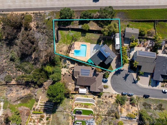 5114 Bloch St, San Diego, CA 92122